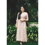 Sshivada Instagram - “Keep smiling and one day life will get tired of upsetting you “😊🥰 📸 @pranavraaaj 👗 @alankaraboutique #friday #fridaymood #allsmiles #liveyourbestlife #loveyourself