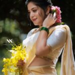 Sshivada Instagram - Happy Vishu !!😍✨ PC : @nithinnarayanan_ MUA, Styling &Costumes : @neethu_nidhi @touchby_damini Camera assistant : @____j__a__g__a__n______ @vijeeshachoos @sajeesh_s_0619_make_over Coloring : @_s_h_i_b_i_n_ #vishu #wishes #vishuvibes #happiness #prosperity