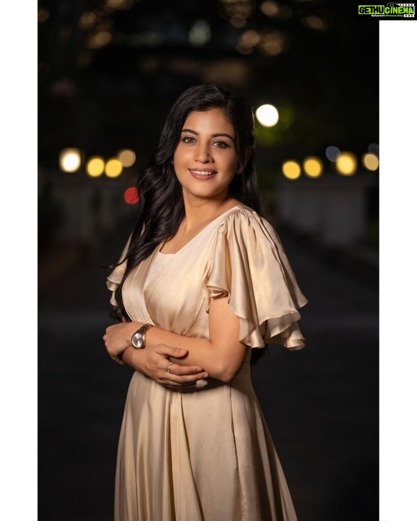 Sshivada Instagram - And then she lived a life of her dreams 😍🥰✨✨ Styled by @paviiiee_08 Hair by @preethi_hairstylist Outfit @lopa_tailoring_and_embroidery Photography: @the.portrait.culture @talesbyashif @shotsbyuv @sat_narain @srivathsan_vijayaraghavan @blackshadowsfotography @she_awards #dreamer #liveyourlife #loveyourlife #lovewhatyoudo #redcarpet #sheawards