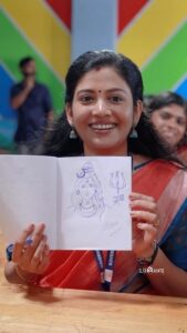 Sshivada Instagram - Happy Maha Shivaratri.Om Namah Shivaya🙏🏼🕉️ PS : Me trying to recreate a picture that i saw on net during the sets of #jawanummullappoovum 😊 Video Curtesy: @jeevas_gladmantis #mahashivratri #wishes #omnamahshivaya #drawings #jawanummullappoovum #peace #happiness