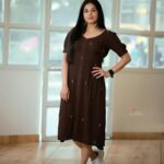 Sshivada Instagram - When you couldn’t resist yourself posting all the pics in one single go 😝🫣Wearing brownies 🤎🟤 PC : @abinprasad_cherthala Outfit : @bandhan_my_boutique Styling: @styyledbyjoe @joe_elize_joy Assisted by : @Akshara_karimbil MUA : @divyas_makeover_ #valentinemonth #brown #browndress #comfyoutfit #casual #promotion #moviepromotion #jawanummullappoovum