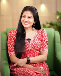Sshivada Instagram - It’s valentine month indeed…so let me choose red😊❤️🥰

PC : @abinprasad_cherthala 
Outfit : @bandhan_my_boutique 
Styling: @styyledbyjoe @joe_elize_joy 
Assisted by : @Akshara_karimbil
MUA : @divyas_makeover_ 

#valentinemonth #red #reddress #comfyoutfit #casual #promotion #moviepromotion #jawanummullappoovum