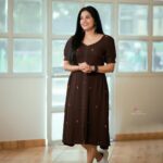 Sshivada Instagram - When you couldn’t resist yourself posting all the pics in one single go 😝🫣Wearing brownies 🤎🟤 PC : @abinprasad_cherthala Outfit : @bandhan_my_boutique Styling: @styyledbyjoe @joe_elize_joy Assisted by : @Akshara_karimbil MUA : @divyas_makeover_ #valentinemonth #brown #browndress #comfyoutfit #casual #promotion #moviepromotion #jawanummullappoovum