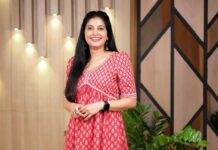 Sshivada Instagram - It’s valentine month indeed…so let me choose red😊❤️🥰 PC : @abinprasad_cherthala Outfit : @bandhan_my_boutique Styling: @styyledbyjoe @joe_elize_joy Assisted by : @Akshara_karimbil MUA : @divyas_makeover_ #valentinemonth #red #reddress #comfyoutfit #casual #promotion #moviepromotion #jawanummullappoovum