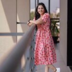 Sshivada Instagram - Dressed up just to chill 😎😎 📸 @bennet_m_varghese Styling @styyledbyjoe @joe_elize_joy Outfit @smgclothingstudio MUA @sajeesh_s_0619_make_over Hair @sajani_mandara_makeupartist #casual #dressup #casualoutfit #liveyourlife #loveyourlife #happiness #beingyourself #photography