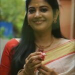 Sshivada Instagram - Happy morning🌞🥰🌼 Captured and edited by @amal_mohxd Stylist @styyledbyjoe Outfit @zaitra_couture Jewellery @kaya_online_ Asst stylist @_a.l.b.i.n @sajeesh_s_0619_make_over #reels #reelsofinstagram #keralasaree #traditional #kerala #happiness #saree #elegance #insta #morning #happymorning #weekend #weekendvibes