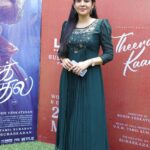 Sshivada Instagram - Vandana😍😍Thankyou for the love #Theerakaadhal promotions ♥️♥️ Wearing @alankaraboutique Earrings @elegant_drapes_sneha #movie #promotions #tamilmovie #release #pressmeet #happiness