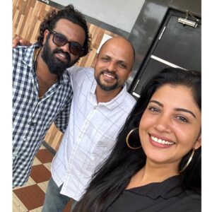 Sshivada Instagram - “2018 -Everyone is a hero”😍🥰 This movie took me down the memory lane to the year 2018-Kerala floods.The year when we stood together,against all odds ,to show the love for humanity.Am sure this emotional roller coaster ride would definitely connect each and everyone of us.Kudos and congratulations to our captain @judeanthanyjoseph and the entire team of 2018 .Am extremely happy and proud to say that am too a part of this intense and phenomenal movie.For those who haven’t watched it yet ,do experience it in theatres near you.😍😊 PS : These pics were taken during the shoot and few during the promotions of the movie. @judeanthanyjoseph @venukunnappilly @iamantojoseph @tovinothomas @asifali @kunchacks @actorindrans @vineeth84 @lal_director @narainraam @ajuvarghese @koshyvinitha @tanviram @aparna.balamurali @kalaiyarasananbu @devanandha.malikappuram @_vriddhi_ @sudheesh_actor @__nayanaprasad__ #2018 #keralaflood #everyoneisahero #gratitude #overwhelmingresponse #thankyou