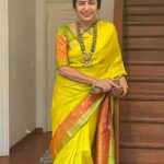Suhasini Maniratnam Instagram – Reason to dress up on a Sunday evening. ❤️❤️❤️❤️
