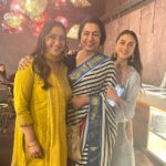 Suhasini Maniratnam Instagram - Ps 2 Hindi with friends in mumbai 💕💕💕💕❤️❤️❤️❤️❤️