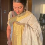 Suhasini Maniratnam Instagram - I am wearing this beautiful pichakam handloom saree for ponniyin selvan event in hyderabad , woven by kuthampally weavers -a small village near Trichur in Kerala . Thank you supriya Kodayath @pichakamweaves for your initiative to bring the exquisite handloom weavers to the forefront through your pichakam weaves.