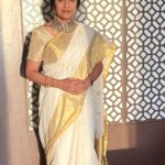 Suhasini Maniratnam Instagram - I am wearing this beautiful pichakam handloom saree for ponniyin selvan event in hyderabad , woven by kuthampally weavers -a small village near Trichur in Kerala . Thank you supriya Kodayath @pichakamweaves for your initiative to bring the exquisite handloom weavers to the forefront through your pichakam weaves.