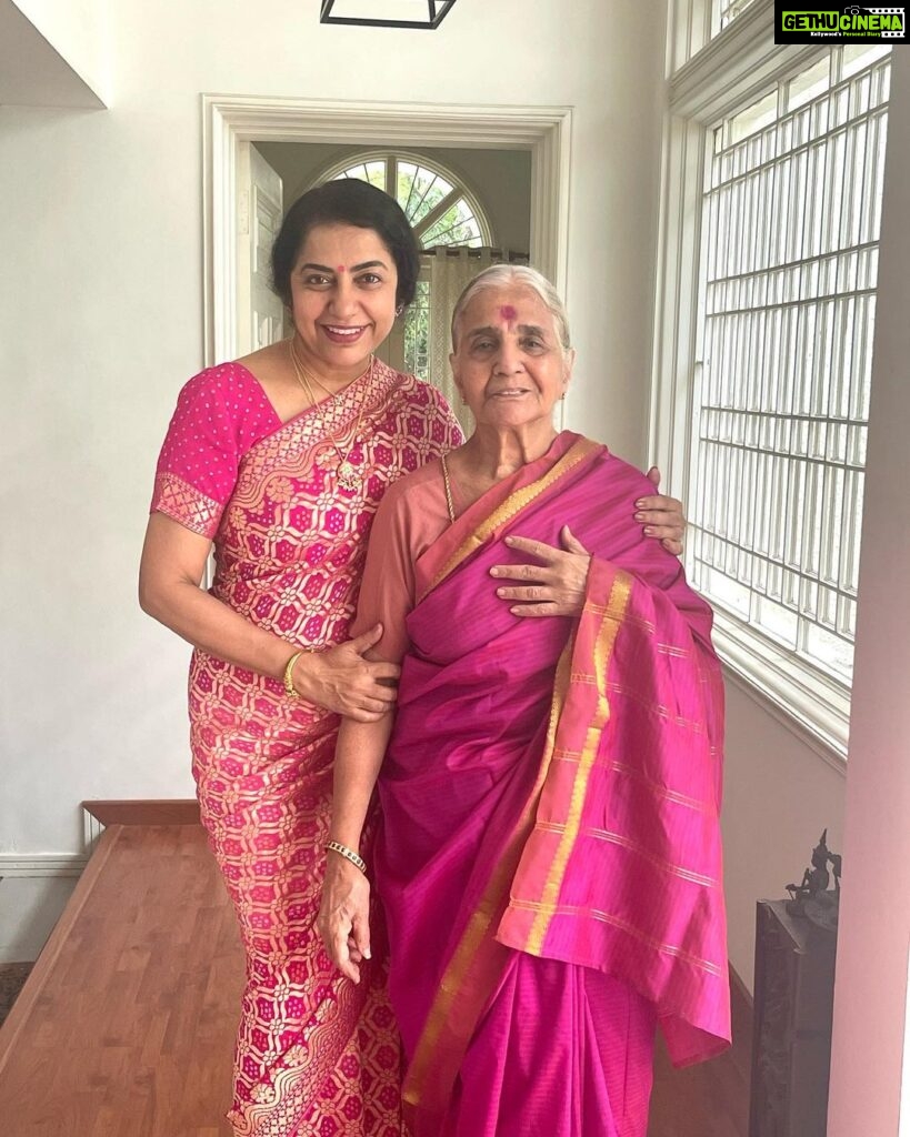 Suhasini Maniratnam Instagram - Off we go on Sunday morning. All dressed up. Mother and daughter
