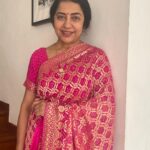Suhasini Maniratnam Instagram - Off we go on Sunday morning. All dressed up. Mother and daughter