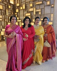 Suhasini Maniratnam Instagram - Wedding time friends time family time nostalgia time.