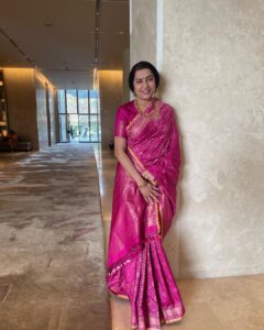 Suhasini Maniratnam Instagram - Wedding time friends time family time nostalgia time.