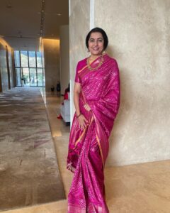 Suhasini Maniratnam Instagram - Wedding time friends time family time nostalgia time.