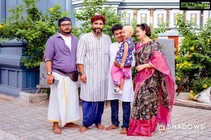 Suja Varunee Instagram - We cherish the gorgeous images you sent through of your work, and for making the day one to remember. In terms of style, we loved the tone and balance of the photographs. You really made us look good, and we are truly delighted. Thank you @shadowsphotographyy 🫰 #tonsureceremony #together #celebration #familytime #temple #vibes #divine #goodtime Vadapalani Murugan Temple