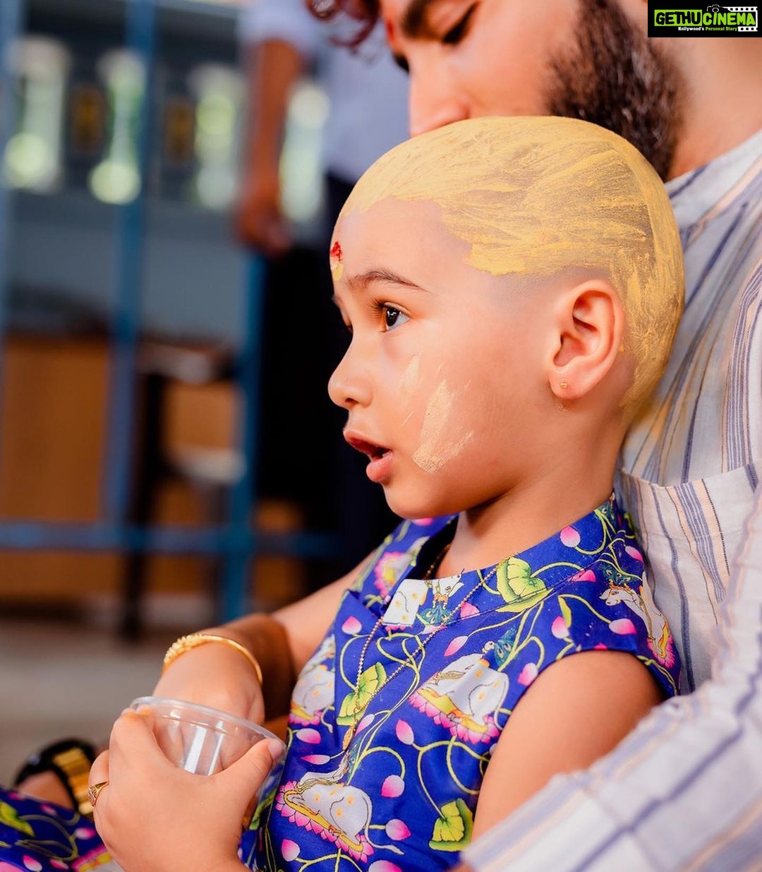 Suja Varunee Instagram - After so many obstacles, our little simba Adhvaaith has got his 1st Mottai & Ears pierced ❤️🙏 Thank you almighty & Lord Muruga for finally blessing us and guiding us in the right way!! Our Special thanks to @shadowsphotographyy for capturing this wonderful pictures & video…We just love your work and professionalism! I’m sure you guys will grow more higher for the talent and passion you have for your work❤️ Thanks to my dear friend Sushma Garu the founder of @juzz_kiddin who never misses out a single occasion for us and especially when Adhvaaith is involved! Thank you so much for this lovely dress❤️ On time delivery and perfect fit as always ! You never fail to impress me for years 😍 Love you my sweetheart 🙏❤️ Thanks to my family for being with us and suppporting us always ❤️ You guys are the main pillar ❤️ I mean my friends as my family too !! Need all your love and blessings 😍🙏 #positivity #familytime #familygoals #familyfirst #mottai #earpiercing #temple #parentlife Vadapalani Murugan Temple