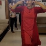Suja Varunee Instagram - ❤️ DANCING is a part of my soul.... Dancing gave me everything!! Literally EVERYTHING!! The only art i know better and i shall cherish this art till my last breath ❤️ P. S: So happy to be dancing with my boys after a long time ❤️🎶💃 HAPPY INTERNATIONAL DANCE DAY GUYS🕺💃🎵🎵🎵 #internationaldanceday #dancereels #danceday #saturdayvibes #saturdaynight #saturdaynightfever #dasara #trendingreels #trending #dancing Chennai, India