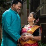 Suja Varunee Instagram - It’s My CHITHIS’s SEEMANTHAM 🤰🏻from ADHVAAITH ❤️🫰 We are so Grateful to AlmightY for giving me the Right People at the RightTime🧚‍♂️ Thank you very much Darlings🧿 Jewels- @mspinkpantherjewel M&H- @jayashree_hairstylist Saree drape- @jayashree_hairstylist Event planner- @purpletreeprojects Pictures & videos- @eyemomentclickers #babyshower #family #ritual #goodtimes #positivevibes #traditionalwear #colours Chennai, India