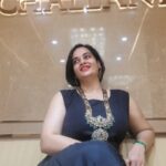 Suja Varunee Instagram - Hi girls 💎 I just visited @challani_jewellery diamond Jewellery festival which is happening from June 5th to 15th.💍 I was truly amazed by the variety & collections they have! I was just awestruck by their regal designs and their price. Their ambience & customer service are top notch. Its been a hard task for me to select, because there was so much awesomeness i wanted to buy! Do visit Challani Jewellery mart located at T. Nagar and buy your favourite diamond Jewellery on this awesome diamond Jewellery festival.. Dont miss it guys ❤️💎 #challanijewellerymart #diamond #diamondjewellery #diamondrings #diamondearrings #diamondnecklace #diamondbracelet #diamondlover #influencer #influencermarketing #reelitfeelit #reelitfeelit❤️❤️ #chennai #chennaiponnu Challani Jewellery Mart