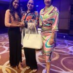 Suja Varunee Instagram - ❤️ That was a great & memorable Wednesday Family Night ❤️ Happy March month😍 Marching towards positivity 🫶 #wednesday #family #familytime #march #positivevibes #positivity Crowne Plaza Chennai Adyar Park