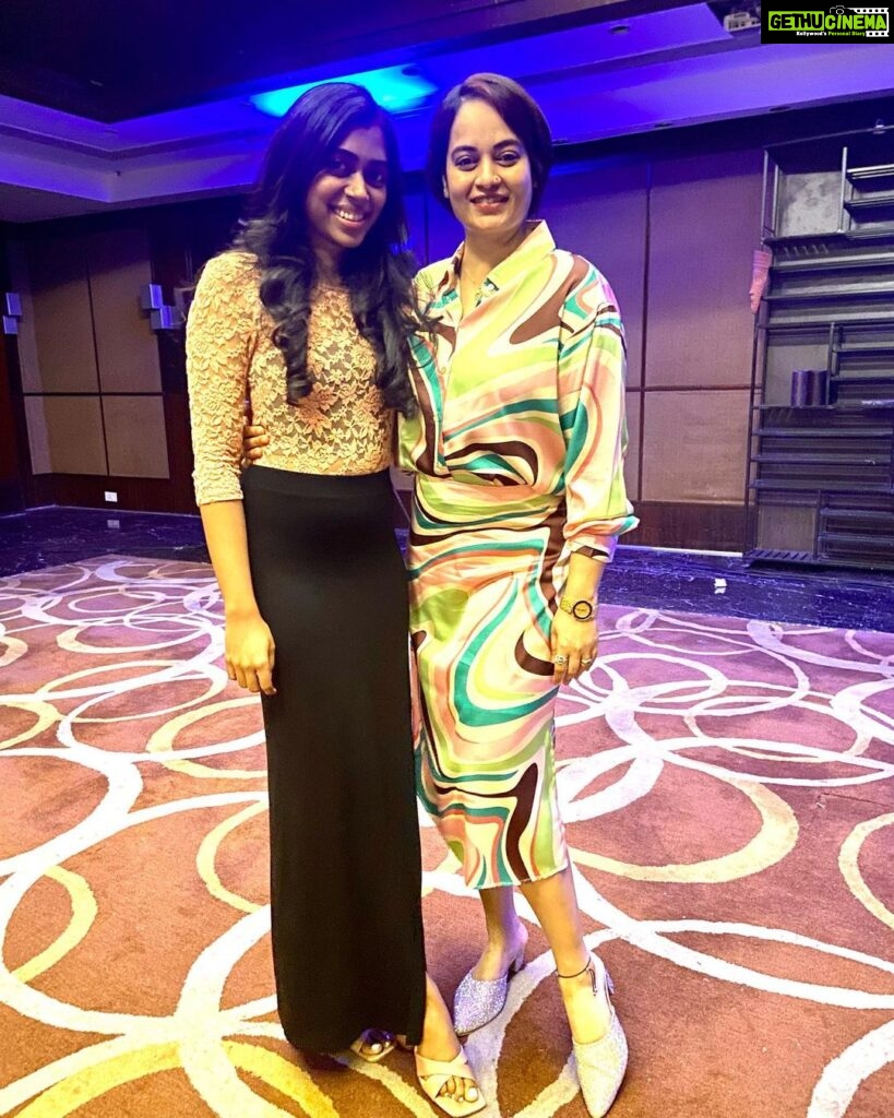Suja Varunee Instagram - ❤️ That was a great & memorable Wednesday Family Night ❤️ Happy March month😍 Marching towards positivity 🫶 #wednesday #family #familytime #march #positivevibes #positivity Crowne Plaza Chennai Adyar Park