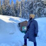 Suja Varunee Instagram - Some beautiful paths can’t be discovered without getting lost🫰 #lost #emotions #goodfeeling #nicetime #memoriesforlife #trip #candidphotography Gulmarg