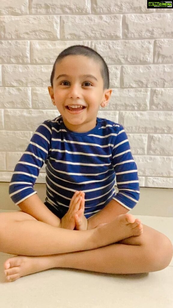 Suja Varunee Instagram - Never forget our roots… I want Adhvaaith to always remember our roots and knowing his culture & tradition with pride & honour is always an important thing for me as his mother❤️ Adhvaaith your making your parents proud everyday and may you live the best life with positivity, health & peace my little scholar 😍😘 #weekendvibes #weekend #positivity #positivethinking #proudmother #parenting #culture #roots #sunday #sundayfunday #sundayvibes Chennai, India