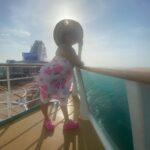 Suja Varunee Instagram - I can sea clearly now🛳️ Vacation mode: activated🌈 Ps-Salt water heals all wounds🧿 @cordeliacruises Sunglasses- @louisvuitton #vacation #vacationmode #vacationvibes #vacationgoals #summervibes #beachlife #sealife #cruise @cordeliacruises #familytime #familygoals #positivity #positiveenergy Sri Lanka