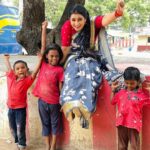 Sujitha Instagram - Cute little friends and Pandian store’s followers 🤩😅😃😃 Pandian stores latest episode Saree @sai_collections_arani #insta #instagram #instagood #instalike #time #post #new #television #actor #fans #love #serial #vijaytv #actress #kollywood #day #weekend #photography #kids #children