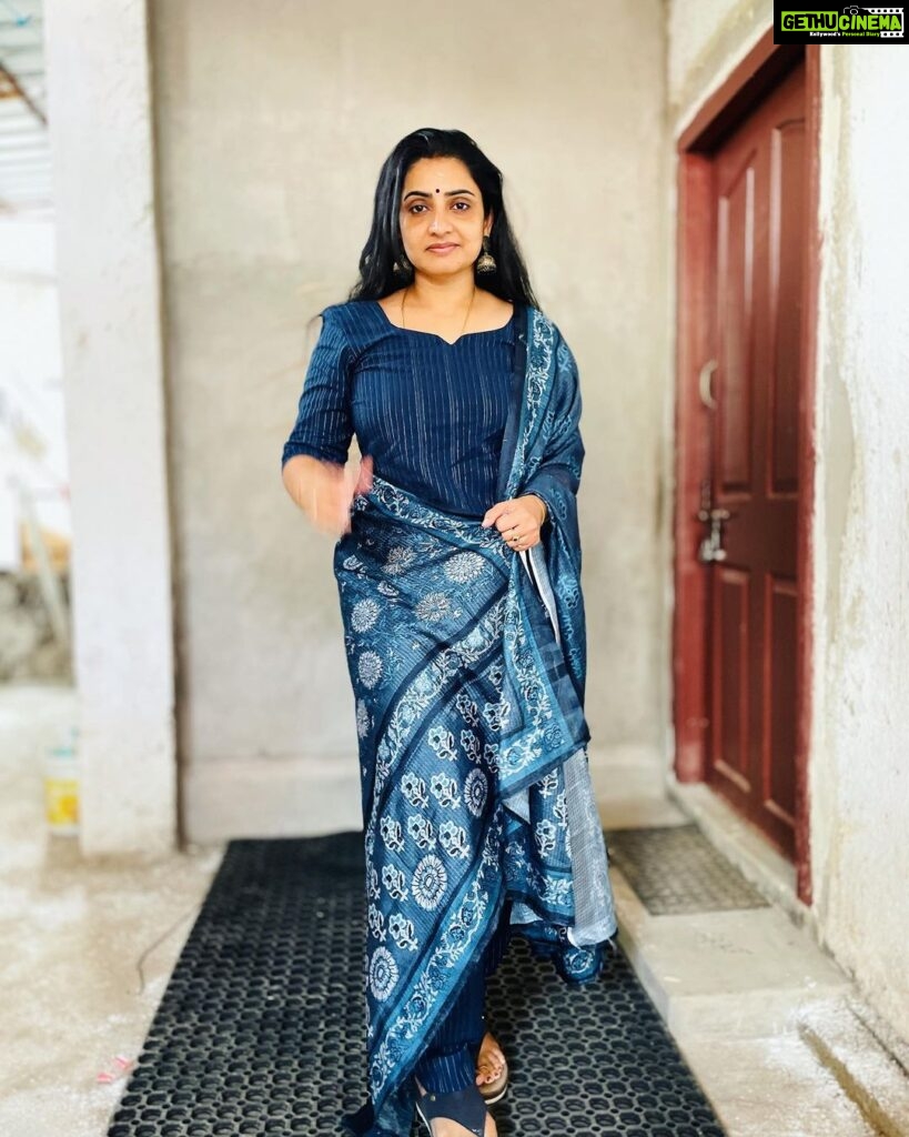 Sujitha Instagram - Being casual 😌☺️ Cotton salwar set @digambara_collections Check for more collections #instagood #instadaily #post #evening #start #selflove #portrait #photography #actor #kollywood #movie #instamood