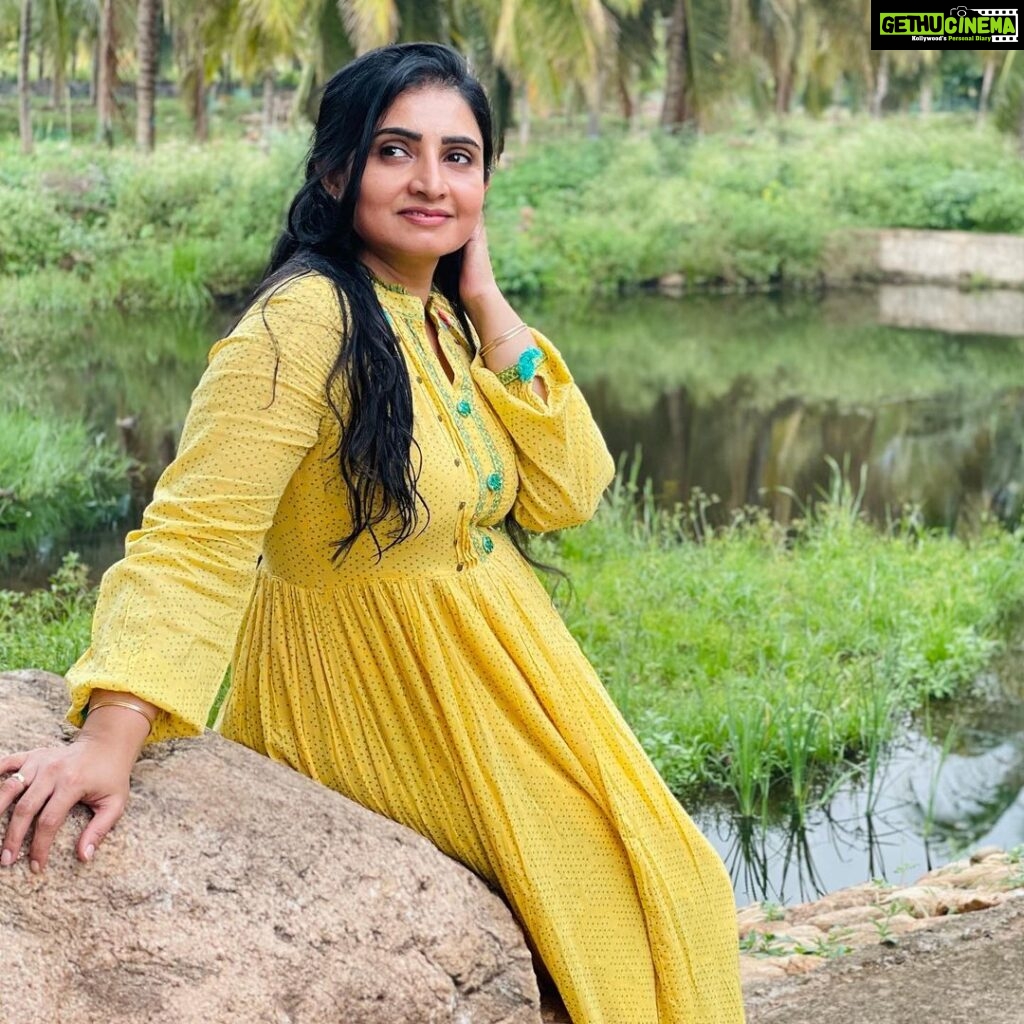 Sujitha Instagram - Just beautiful 😌 In and around 💕 #life #beautiful #thoughts #fresh #mind #peace #tamilnadu #travel #enjoy #smile #laugh #healthy #live #post #photography #photo #insta #instagood #insta #suji #sujithadanush #actress #tollywood #kollywood #television
