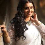 Sujitha Instagram - Few more ☺️🤞🏻 Hair styling @bobbyhairstylist_ Costume @suryashine_designer Photographer @gokul_krishnan_1010 Jewellery @new_ideas_fashions #happy #pose #actress #sujitha #event #moment #start #instagood #instadaily #post #new #morning #likes