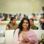 Sujitha Instagram - Candid photos ☺️🤩 ❤️🤞🏻 #evening #instagram #photography #event #special #occasion #share #like #post #time #happy #instagood #mood #actor #actress #television