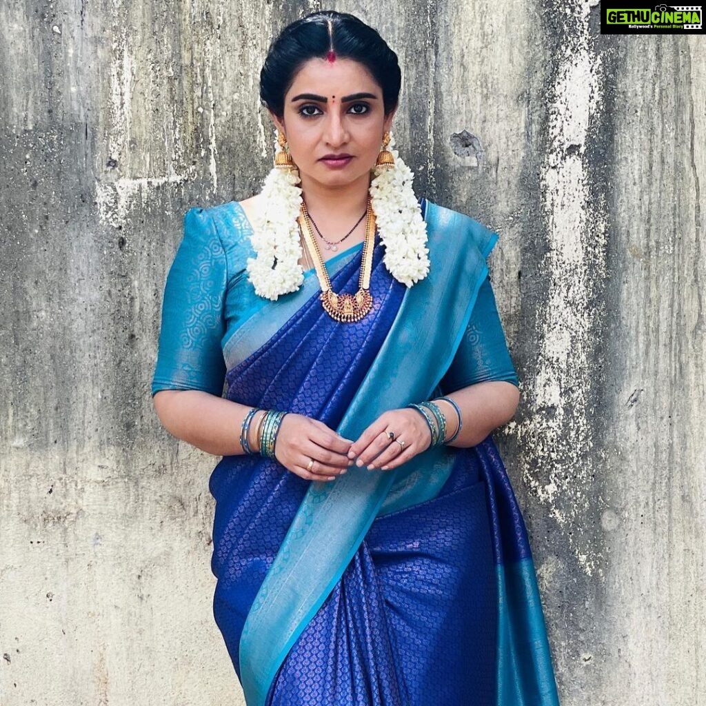 Sujitha Instagram - Click 📸 Work gap ல photo 🤩 Beautiful saree and blouse 👌👌 @lfab_creations #post #gemini #photo #time #share #like #fresh #happenings #current #latest #photography #instagood #sujithadhanush #sujitha #dhanam #ps #pandianstores #selflove #love #actress #shop #online #saree