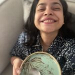 Sumona Chakravarti Instagram - Because i can cut my cake & eat it too; that too for breakfast! 😁😁 🎂 #BirthdayFace