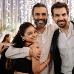 Sumona Chakravarti Instagram – A week of full of infinite love & happiness 💕🧿
So happy for u Butter chicken @asheshlsajnani @sonnalliseygall 🥰

Whattay a reunion this was with so many wonderful people… 💃🏻

@karanvgrover aisa lag raha hai humne look test diya hai, bas cast kar de koi 😂 

#AsheshFoundSona