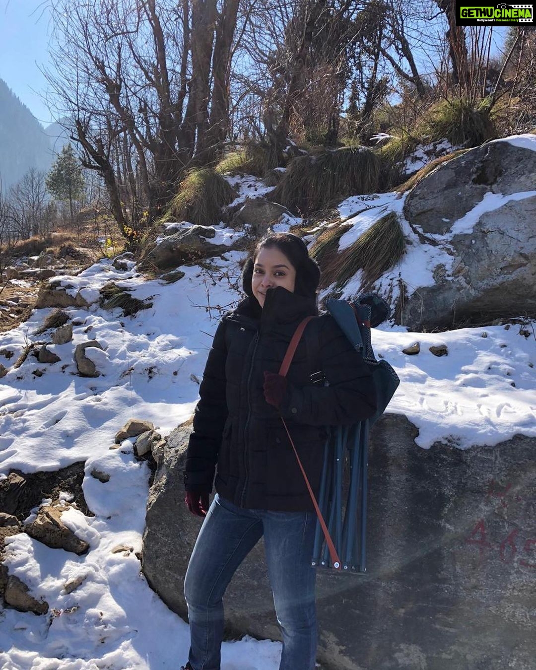 Sumona Chakravarti Instagram - Bombay heat & humidity reminding me of the mountains 🏔️❣️ #blastfromthepast