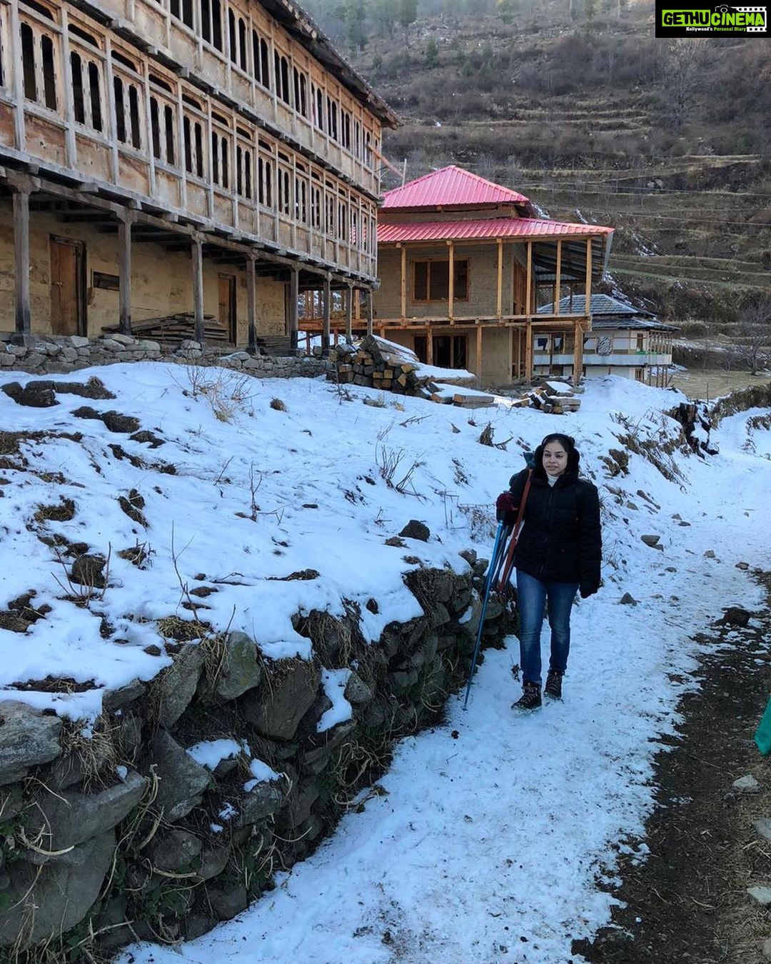 Sumona Chakravarti Instagram - Bombay heat & humidity reminding me of the mountains 🏔️❣️ #blastfromthepast