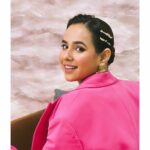 Sunanda Sharma Instagram - शुद्ध FLIRT , MILAWATI इश्क़ se बेहतर है 😜 . . हमारा makeup @makeupbyharpyvirk ji ne kiya hai.. isiliye हम बवाल lag rahe hain😬🧿