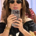 Sunanda Sharma Instagram - most used app : camera 📸