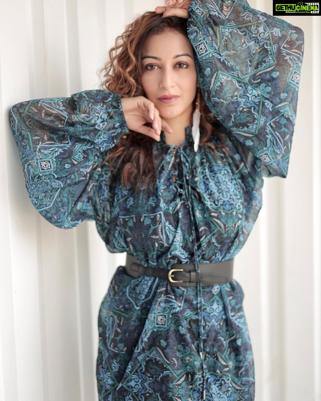 Sunayana Fozdar Instagram - My Clothes are like my armor they surely dictate how I feel.. And I feel Powerful š Explore the new Siddhartha Tytler x faballey collection and š @faballey For all my lovelies use discount code : ST10