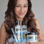 Sunayana Fozdar Instagram - My go-to summertime items to beat the heat and maintain healthy hair! What could a girl ask for more?🌞😍 In this humid climate, the Tresemme Pro Pure Moisture Boost Range leaves me with a 3 day non-stop hydrated hair look. So why are you still waiting? Get yours right away by heading to the @tresemmeindia bio, click on the link and get yours today! #tresemempropure #hyaluronicacid #moistureboost #hydratedhair #bouncyhair #VibrantHair #nosulphates #noparabens #nodyes #nomineraloils #cleanbeauty #tresemmelndia #summeressentials #shampoo #conditioner #hairroutine #hairmask #ad