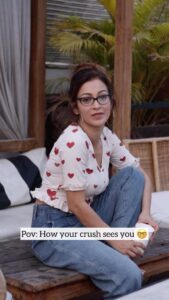 Sunayana Fozdar Instagram - How Your Crush Sees You VS How You Want Them To See You😂😂 My version of transition …bas kyunki this Audio is trending 😜 Wearing @urbanic_in . . . . #funnyreels #crushmemes #expectationvsreality #comedyvideos #funnymemes #sunayanafozdar #funnytransitions