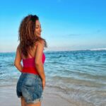 Sunayana Fozdar Instagram - I followed my heart and it led me to the Beach🏝️ If your looking for White sand blue waters Melasti beach 🌊is your place ! Wearing @urbanic_in #beachlife #melastibeachbali #beachvibes #bluewaters #whitesandbeach #beachwear Melasti Beach
