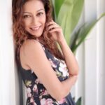 Sunayana Fozdar Instagram - When People ask me why do I smile so much …N I say coz I can make you smile back😊 #saturdaymood #happinessisachoice #saturdaysmiles Wearing @aadews__ Pr @maverick.communication01