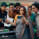 Sunil Grover Instagram - Raise your hands and do the bhangra with me @whosunilgrover every time the ball flies to the boundary! Join the fun on #A23 and grove to our beats. #ChaloSaathKhelein #A23Games #FantasySports #LetsPlayTogether #Rummy #A23Cares #A23winningmove Download A23 Games App: https://pf.a23.in/A23GamesYT