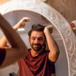 Sunil Grover Instagram - Happy Mother’s Day. Here is my mom’s creation appreciating her beautiful creation in the the mirror.
